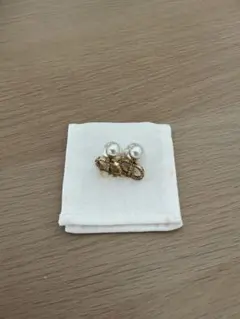 Dior トライバル　ピアス