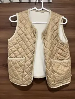 キッズ　ベスト　リバーシブル　urban research サイズ135