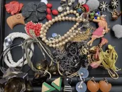 【ジャンク品】アクセサリー約2Kgまとめ売り ジャンク品】アクセサリー約2Kgまとめ売り - メルカリ