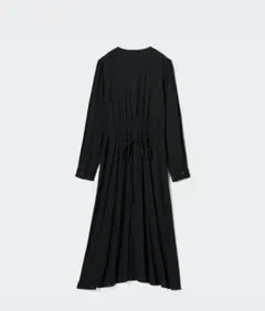 ユニクロ　Vネックフレアワンピース　Sサイズ　ブラック