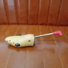 Item thumbnail for item 0bf9a944-9213-4cb7-b378-19f77359ee8f