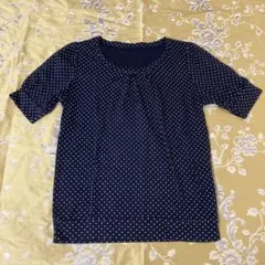 美品　ネイビー ドット柄 半袖 カットソーのサムネイル