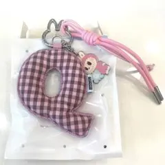 【Q】ラブブ PIN FOR LOVE イニシャル アルファベット キーリング