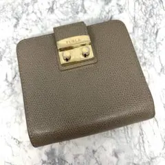 FURLA グレー 二つ折り財布