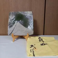 灰釉　角皿のサムネイル