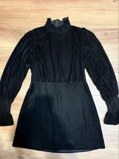ZARA ベロア素材ワンピース