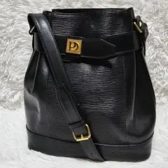 Item thumbnail for item 29f37d79-ae58-4bf6-9221-7c673e4b2a79