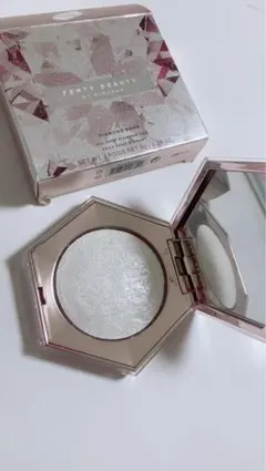 2025年最新】FENTY BEAUTY ハイライトパウダーの人気アイテム - メルカリ