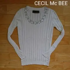 【CECIL McBEE】ビジュー付き 白ニット トップス