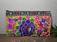 モン族 カラフル刺繍ポーチ