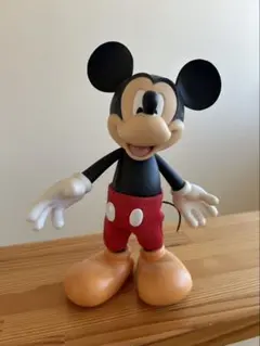 ミッキーフィギュア　メディコムトイ