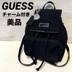 美品 guess ゲス ミニ バッグパック ロゴプレート チャーム付き ブラック