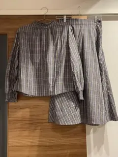 ビームス　セットアップ　ブラウス　スカート