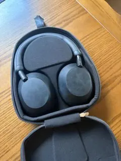 SONY WH‐1000XM4 ワイヤレスヘッドホン ブラック 収納ケース付き