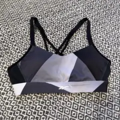 スポーツブラ