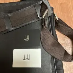 ダンヒル　新品　ショルダーバッグ　dunhil ギャランティカード付　難有正規品のサムネイル