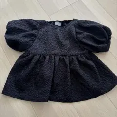 キッズ　ブラック　ペプラム　パフスリーブ　トップス　120 女の子　フリル　黒