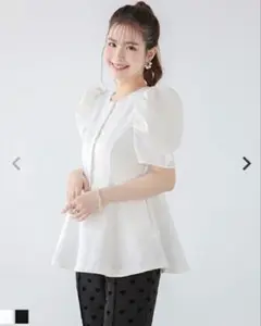 Fitmore フィットモア ペプラムブラウス　半袖　ホワイトのサムネイル