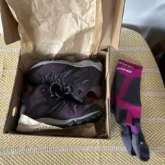 Item thumbnail for item 9e4c991b-287a-4b5e-a8d2-68a8261a9329