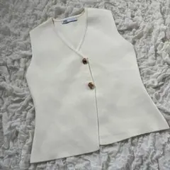 ZARA ザラ アシメフロント ノースリーブ ニット ベスト メタルボタン M