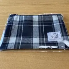 スヌーピーチェック柄ポーチ