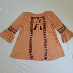URBANRESEARCH 刺繍入り チュニック 五分袖のサムネイル