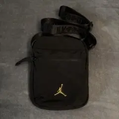 Jordan ブラック ショルダーバッグ
