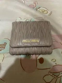 ピンク 折り財布