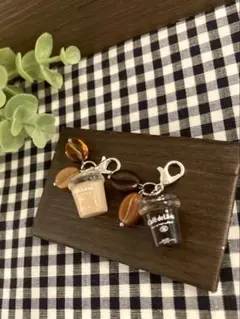 カフェ⁑cafe⁑コーヒーカップ⁑アクセサリーファスナーミニチャーム2個セット