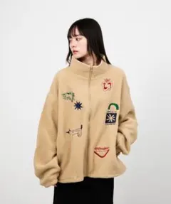Common Noun “FRUIT” norahi ジップアップボアジャケット