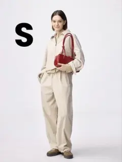 【完売品】GU ジーユー　コーデュロイバレルレッグイージーパンツ　オフホワイト