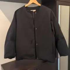 【美品】ノーカラーダウンジャケット（セットマフラー付き）