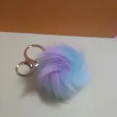 パステルカラー　ファーチャームキーホルダー