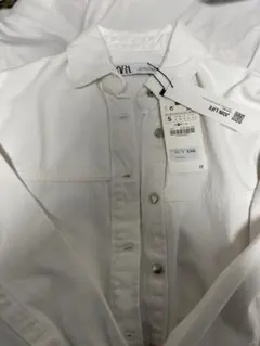 ZARA 白 デニムジャケット