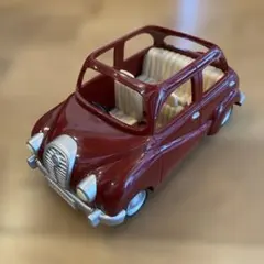 シルバニアファミリー　おでかけファミリーカー　赤い車