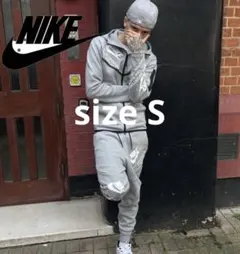 2026年最新】central cee テックフリースの人気アイテム - メルカリ