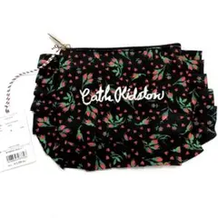 【新品未使用】Cath Kidston フリル付きポーチ 黒地に赤い花柄