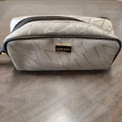 ANNE KLEIN ロゴ入りポーチのサムネイル