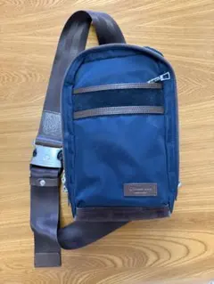 マスターピース　ボディバッグ　スリングバッグ　ネイビー