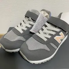 ニューバランス　キッズ 18cm グレー