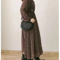 【美品】アーバンリサーチ　サニーレーベル　フラワードットロングワンピース