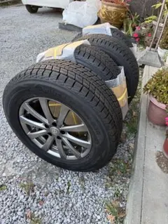 美品バリ溝！YOKOHAMA iceGUARDiG70 215/65R16 4本 - メルカリ