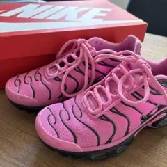 Item thumbnail for item 7f150b2e-e582-48ff-bb1b-3386ca3af890