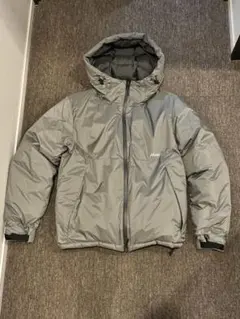 オーロラダウンジャケット