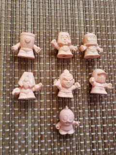 SDキン肉マン消しゴムパート3　肌色　ペールオレンジ　キン消し