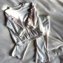 西松屋　女の子　上下セットアップ