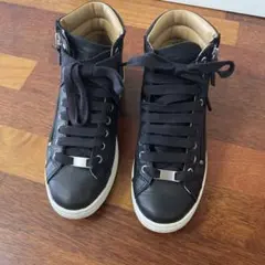 UGG ハイカットレザースニーカー