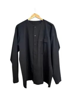HOMME PLISSÉ ISSEY MIYAKE ノーカラーシャツ 3 濃紺のサムネイル