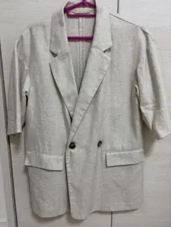 ベージュ テーラードジャケット 半袖　GU