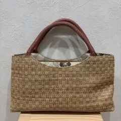 Item thumbnail for item 3aac6f12-df4b-43d4-89ff-ae7b127d55bb